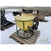 Image 3 : HANDLER III 240 LITRE CHEM HANDLER