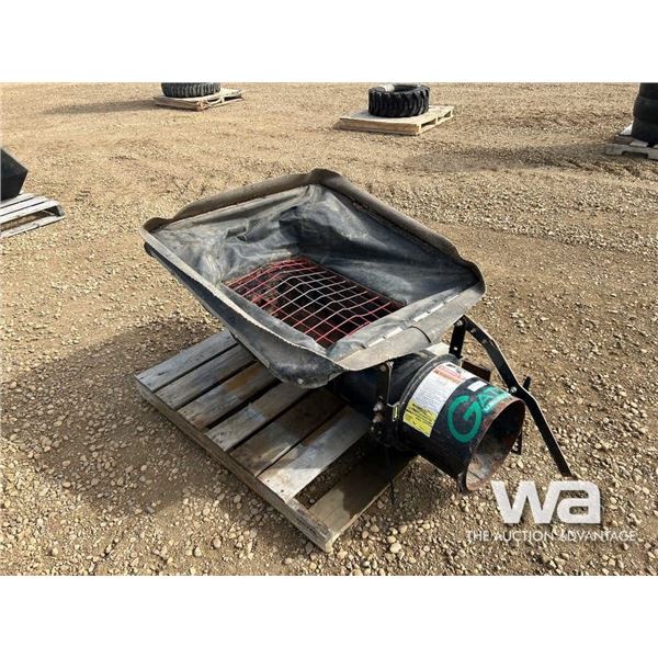 GATCO AUGER HOG GRAIN HOPPER