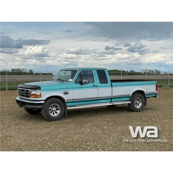 1994 FORD F250 E-CAB PICKUP