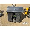 Image 10 : JOHN DEERE F525 RIDE ON LAWN MOWER