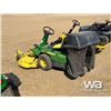 Image 4 : JOHN DEERE F525 RIDE ON LAWN MOWER