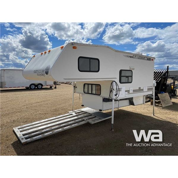 2000 FLEETWOOD ELKHORN 8S CAMPER