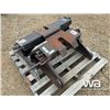Image 4 : (2) FIFTH WHEEL HITCHES