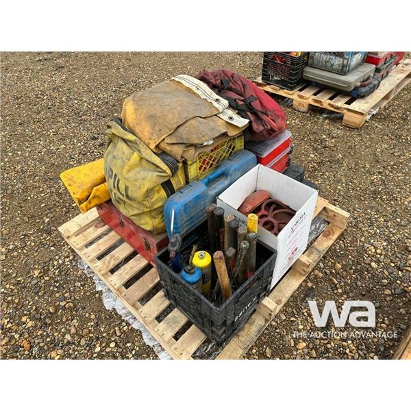 TOOL BOXES