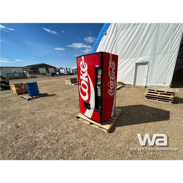 COCA-COLA VENDING MACHINE
