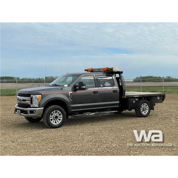 2017 FORD F-350 CREW CAB FLATBED TRUCK