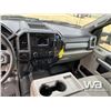 Image 8 : 2017 FORD F-350 CREW CAB FLATBED TRUCK
