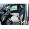 Image 6 : 2017 FORD F-350 CREW CAB FLATBED TRUCK