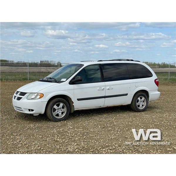 2006 DODGE CARAVAN MINIVAN