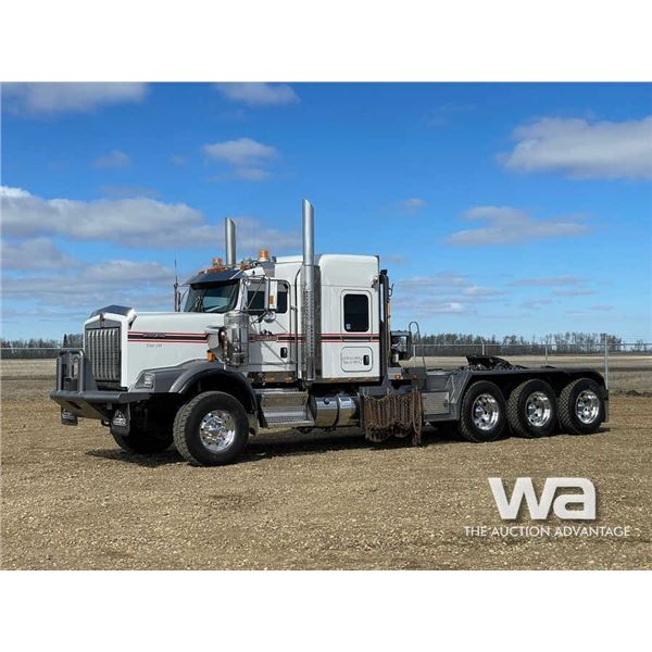2018 KENWORTH C500 TRI DRIVE SLEEPER WINCH TRACTOR
