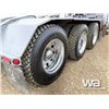 Image 22 : 2018 KENWORTH T800 TRI DRIVE SLEEPER WINCH TRACTOR