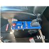 Image 12 : 2018 KENWORTH T800 T/A SLEEPER WINCH TRACTOR