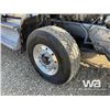 Image 17 : 2018 KENWORTH T800 T/A SLEEPER WINCH TRACTOR