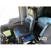 Image 7 : 2018 KENWORTH T800 T/A SLEEPER WINCH TRACTOR