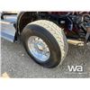Image 17 : 2015 KENWORTH T800 T/A SLEEPER WINCH TRACTOR