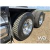 Image 19 : 2015 KENWORTH T800 T/A SLEEPER WINCH TRACTOR