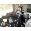 Image 7 : 2013 KENWORTH T800 T/A SLEEPER WINCH TRACTOR