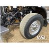 Image 17 : 2011 KENWORTH T800 T/A SLEEPER WINCH TRACTOR