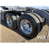 Image 20 : 2001 PETERBILT 378 T/A SLEEPER WINCH TRACTOR