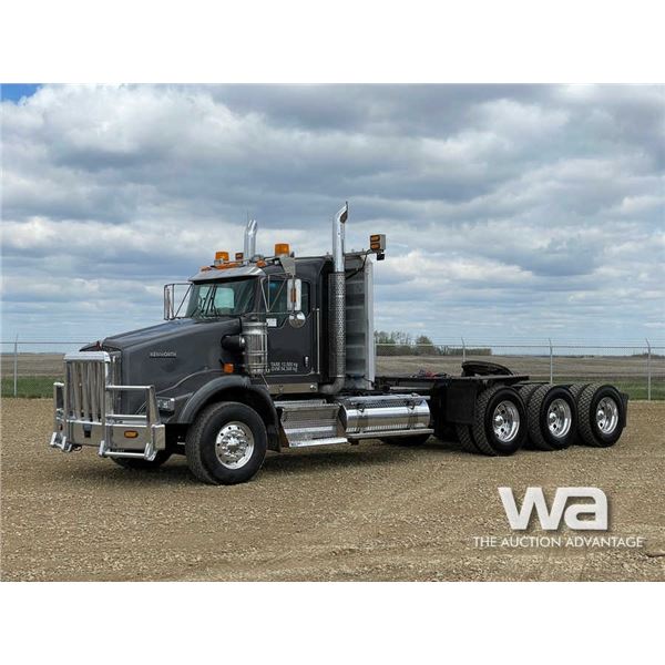 2016 KENWORTH T800 TRI-DRIVE TRUCK TRACTOR