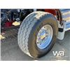 Image 17 : 2009 KENWORTH T800 TRI DRIVE SLEEPER TRUCK TRACTOR