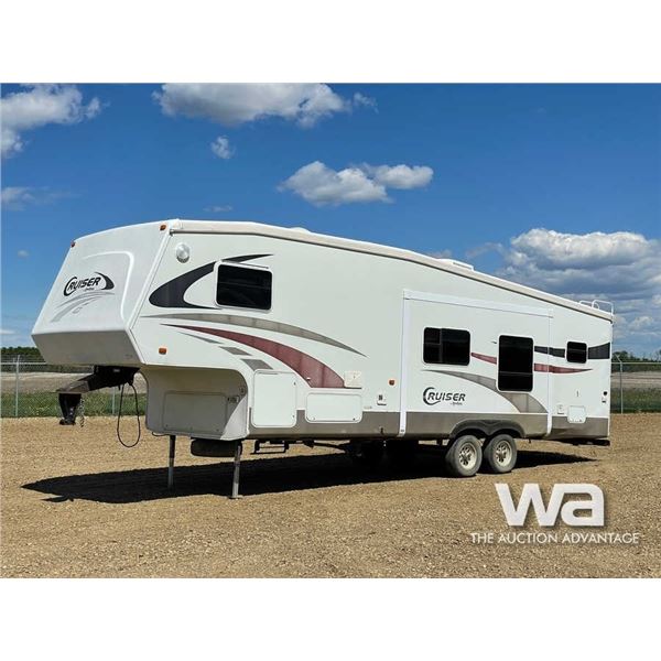 2006 CROSSROADS CRUISER 5TH WHEEL TRAVEL TRAILER