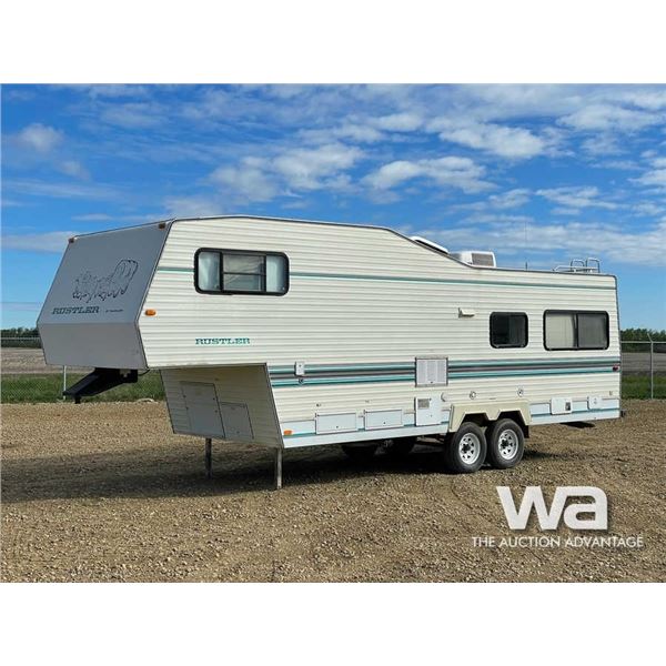 1995 RUSTLER 27 FT. T/A TRAVEL TRAILER
