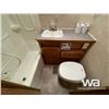 Image 10 : 2003 TRIPLE E 27.5 FT. T/A TRAVEL TRAILER