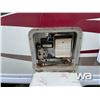 Image 20 : 2003 TRIPLE E 27.5 FT. T/A TRAVEL TRAILER