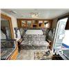 Image 8 : 2003 TRIPLE E 27.5 FT. T/A TRAVEL TRAILER