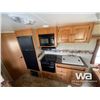 Image 9 : 2010 DUTCHMEN 27 FT. T/A TRAVEL TRAILER
