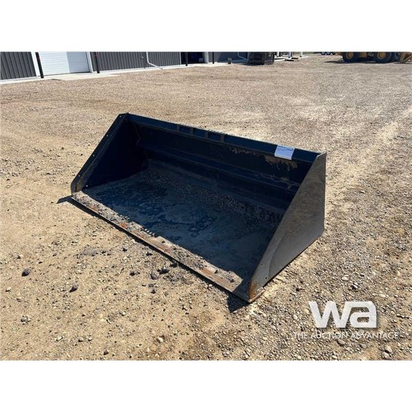 BOBCAT 100 IN. SNOW BUCKET