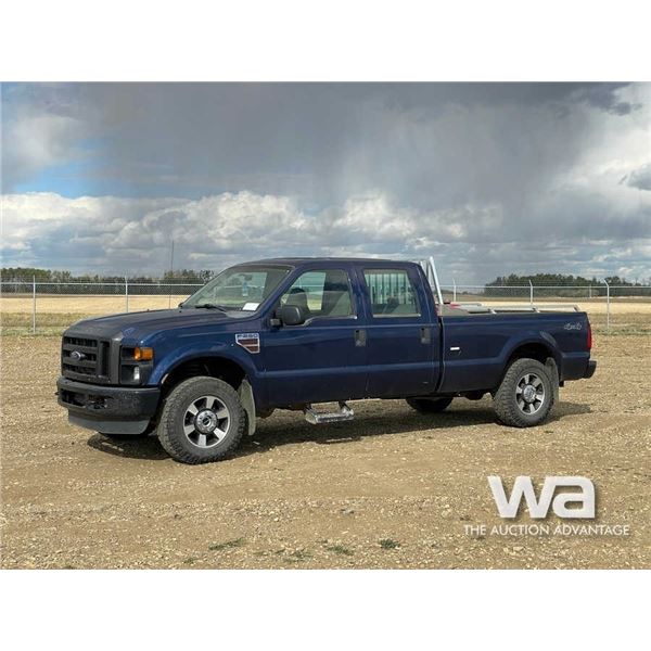 2008 FORD F250 XL SUPER DUTY CREW CAB PICKUP