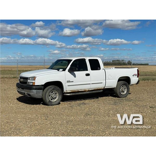 2006 CHEVROLET 2500 HD E-CAB PICKUP