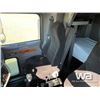 Image 7 : 2009 PETERBILT 386 T/A SLEEPER TRUCK TRACTOR