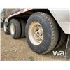 Image 9 : 1985 TOUGLAS 30,000 LITRE TRIDEM TANK TRAILER