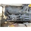 Image 7 : CASE 2290 2WD TRACTOR