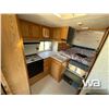 Image 8 : 2000 SNOWBIRD SUPER SLIDER TRUCK CAMPER