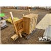Image 3 : WOOD 4-PIECE BEDROOM SET