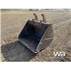 Image 1 : CATERPILLAR 66 IN. CLEAN OUT BUCKET