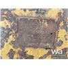 Image 5 : CATERPILLAR 66 IN. CLEAN OUT BUCKET