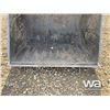 Image 6 : CATERPILLAR 66 IN. CLEAN OUT BUCKET