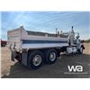 Image 3 : 1985 MACK RL612LST SUPERLINER T/A DUMP TRUCK