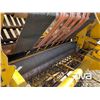 Image 10 : VERMEER 605C ROUND BALER