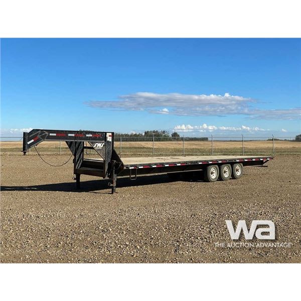 2005 SWS 30 FT. TRIDEM 5TH WHEEL EQUIPMENT TRAILER