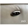 Image 5 : FAUX LEATHER SINGLE SEAT CHAIR