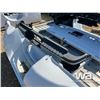 Image 6 : 2020 GMC WHITE DUALLY PICKUP LONGBOX