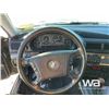 Image 9 : 1998 BMW 750 iL 4-DOOR CAR