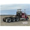 Image 3 : 2007 KENWORTH T800B TRIDRIVE SLEEPER WINCH TRACTOR