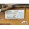 Image 16 : 2004 PETERBILT 378 T/A SLEEPER WINCH TRACTOR